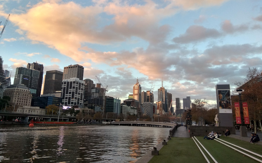 Yarra River Banks Melbourne Promenade